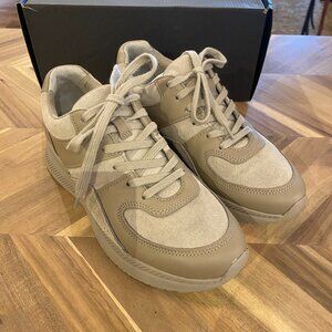 A Project by Everlane Leather Sneakers Sz 8.5